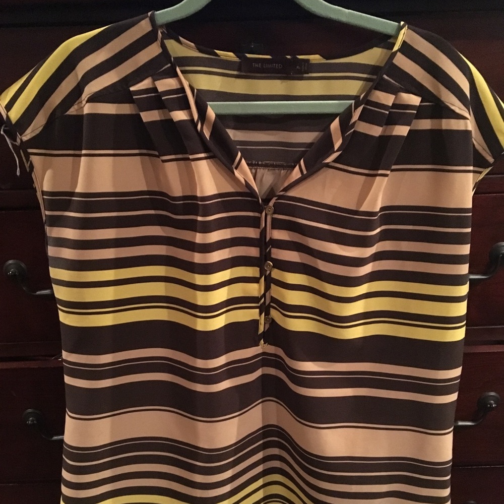 Short sleeve shirt from the Limited